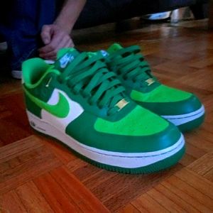 Nike Air Force 1 StPattyDay 4 leaf clover size10.5